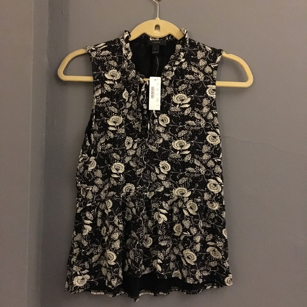 J.Crew Ruffle-Trimmed Tie-Front Top in Floral - Picture 2 of 7